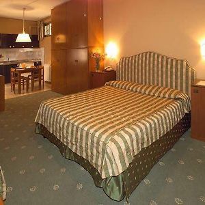 Budget Kamer met een King Size Bed
